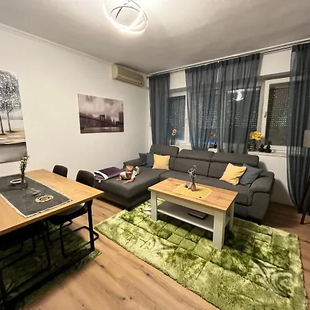 Apartman My Place